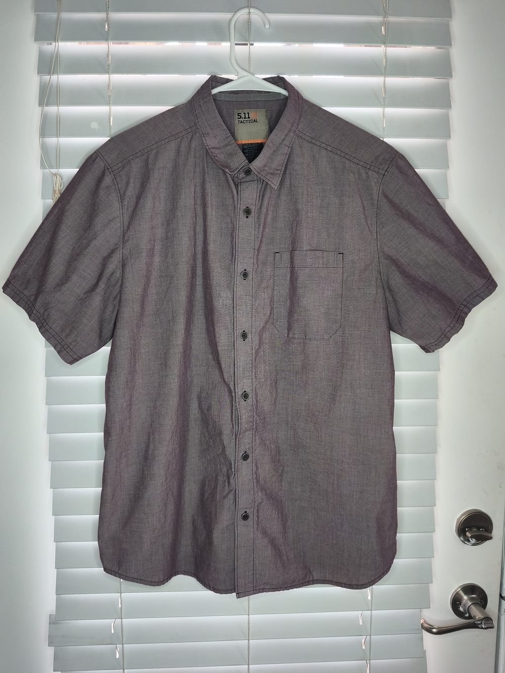 5.11 Tactical Carson Men's Shirt Short Sleeve Fig Heather Size Medium Snap Front